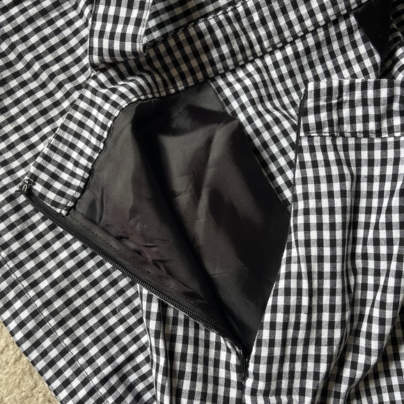 Forever 21 Suspender Skirt - Picture 4 of 4